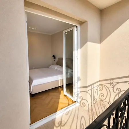 Luxury Palace Hotel Ishull-Lezhe