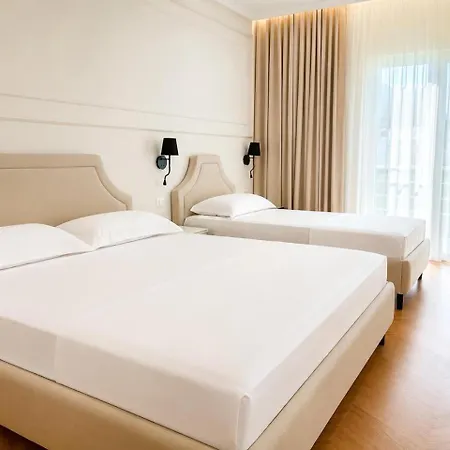 Luxury Palace 4* Ishull-Lezhe