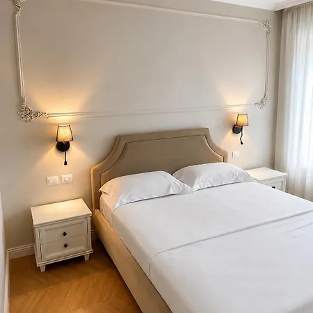 Luxury Palace Hotel
