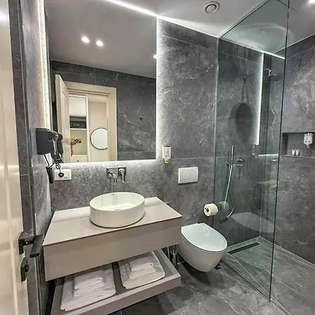 Luxury Palace